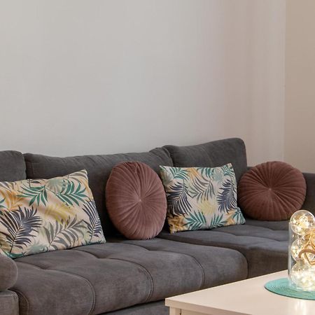 Riverside Cr Apartment Prag Exterior foto