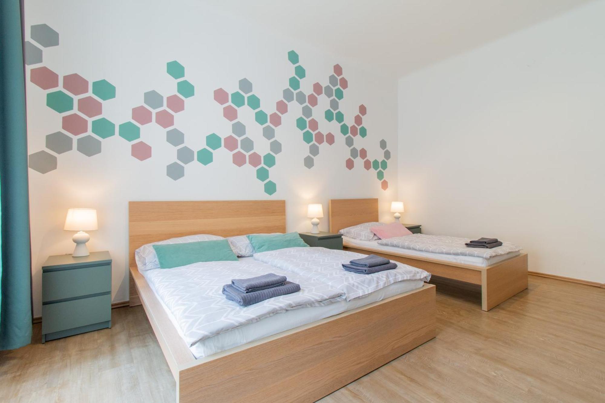 Riverside Cr Apartment Prag Exterior foto