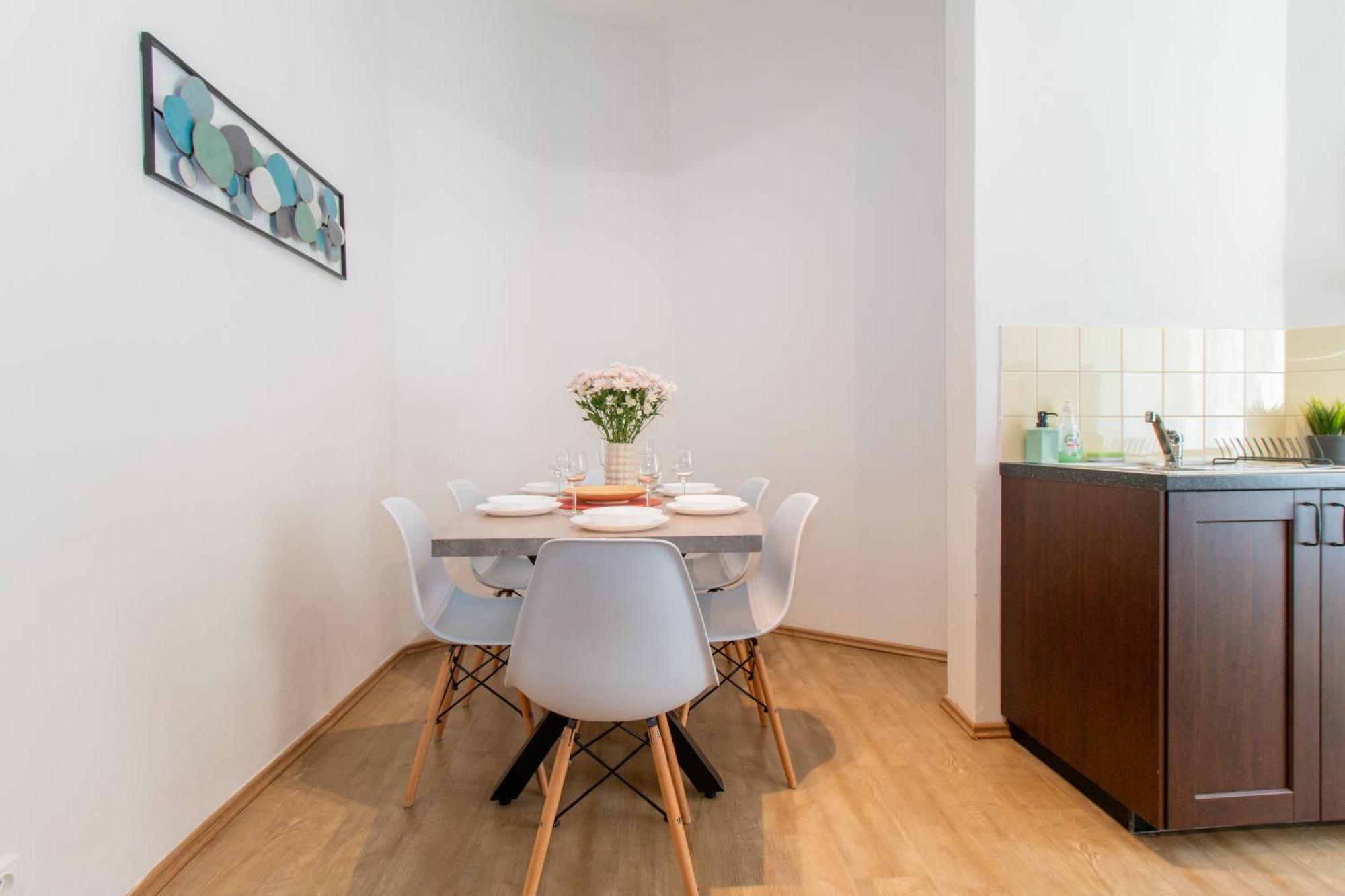 Riverside Cr Apartment Prag Exterior foto